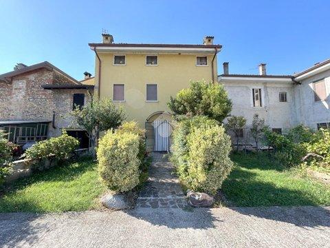 Casa indipendente in Via Conte Berardo Maggi, 17, Calvisano
