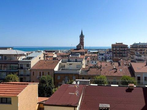 Attico in Corso Umberto I s.n.c, Centro, Civitanova Marche