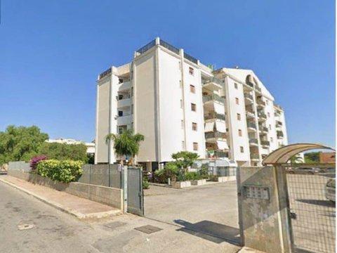 Quadrilocale in Via g. di vittorio, 2, Casamassima