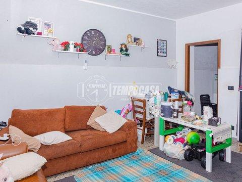 Bilocale in Via Montebello, 63, Cassolnovo
