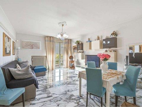 Appartamento in Via P. Togliatti, 4, San Polo d'Enza