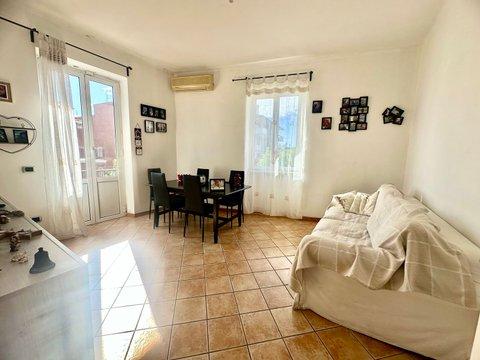 Trilocale in Via San Martino, 27, Santa Maria, Monterotondo