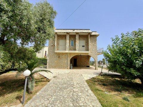 Villa in Corso Bernardo Mattarella, Mattarella, Carini
