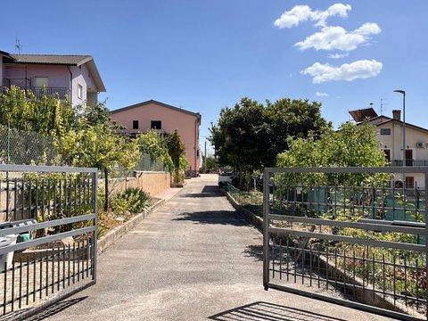 Appartamento in Via delle Cortine, 5, Barisciano