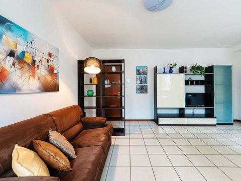 Monolocale in Viale Varese, 47, Centro-Lago Occidentale, Como