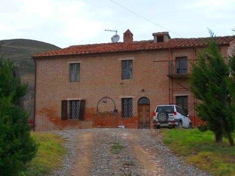 Casale/cascina a Centro, Asciano