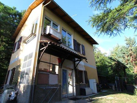 Casa indipendente in Via Calzolari, 31, Monte San Pietro
