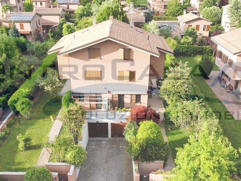 Villa in Via Poma Antonio, Idice, San Lazzaro di Savena
