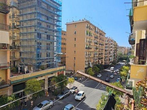 Trilocale in Via Edgardo Cortese, 5, Arenella, Napoli