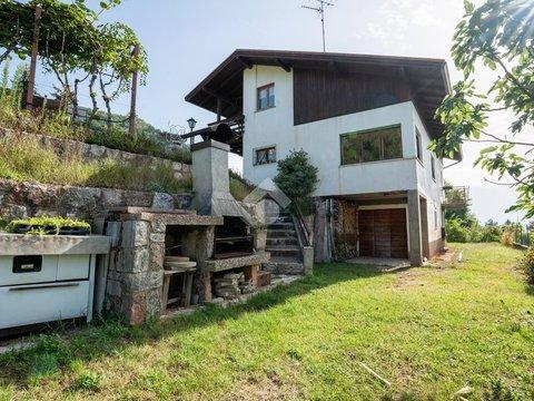 Villa in Passo del Cimirlo, 30, Povo, Trento