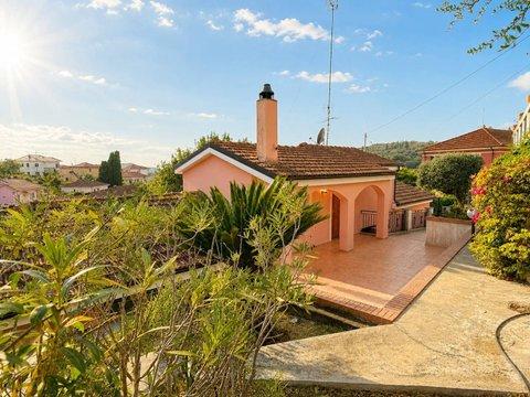 Villa a Porto Maurizio, Imperia