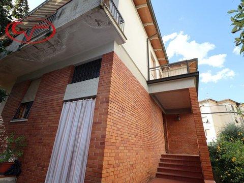 Villetta bifamiliare in Via Mincio, Pestello-Ginestra, Montevarchi