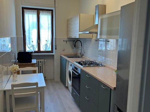 Trilocale in Via Tripoli, 43, Centro Città, Biella