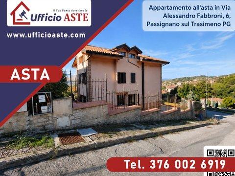 Appartamento in Via Alessandro Fabbroni, 6, Centro, Passignano sul Trasimeno