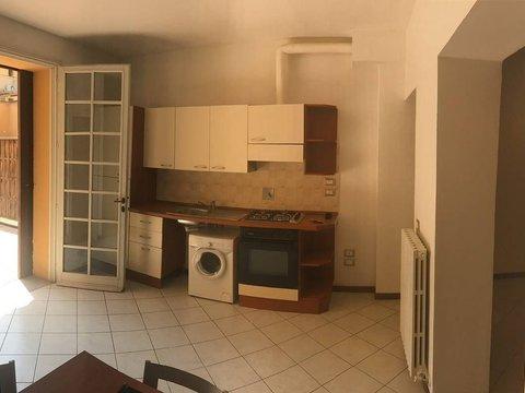 Bilocale in Via Mascarella, 21, Irnerio, Bologna
