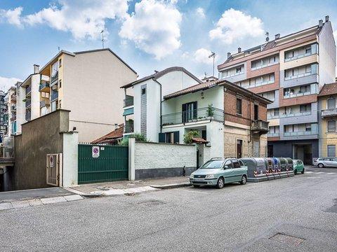 Casa indipendente in Via Montalenghe, Borgo Vittoria, Torino