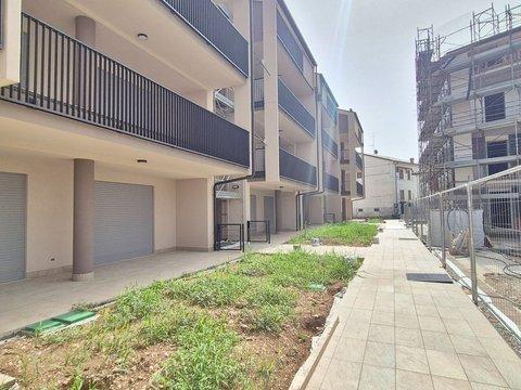 Trilocale in Via Venezia, 40, Città, Peschiera del Garda