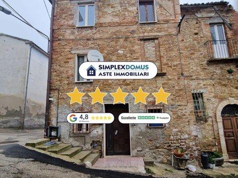 Appartamento in Frazione Ponzano, Civitella del Tronto