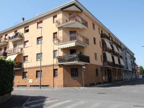 Trilocale in Via Padova, 1, Villaggio dei Giovi - San Francesco, Limbiate