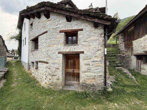 Casale/cascina in Frazione Olmo, San Giacomo Filippo