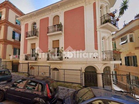Appartamento in Via Domenico Cimarosa, 3, Vomero, Napoli