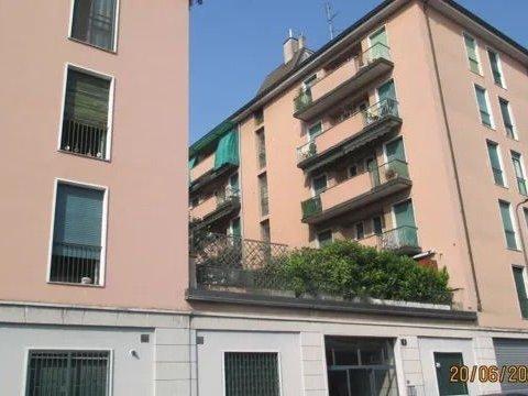Bilocale in Via Lesa, Maggiolina - Villaggio dei Giornalisti, Milano