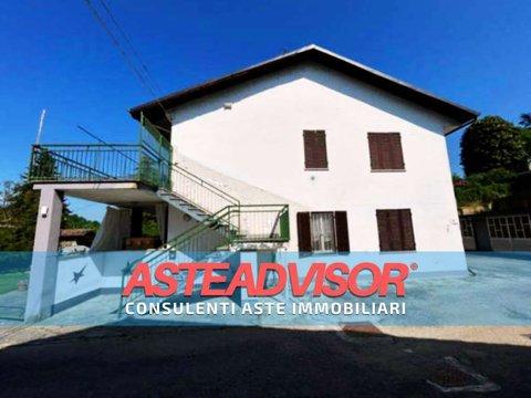 Appartamento in Via Bine, 1, Castell'Alfero