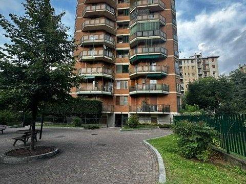 Bilocale in Via dei Fiordalisi, Soderini, Milano