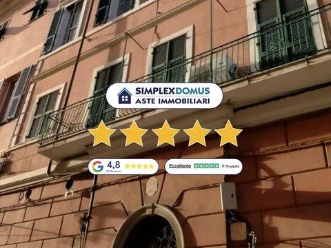 Appartamento in Via Felice Cascione, Porto Maurizio, Imperia