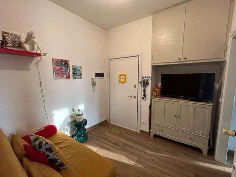 Bilocale in Viale Lombardia, 177, Brugherio