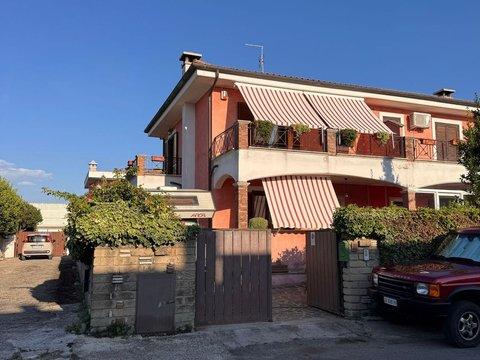 Villetta bifamiliare in Via Machiavelli, 7, Lavinio Stazione, Anzio