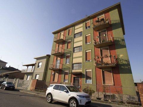 Trilocale in Via N. Sauro, 21, Olgiate Olona