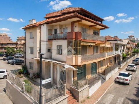 Trilocale in Via Marinelli, 55, Centro-Spiaggia, Montesilvano