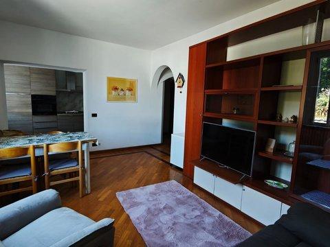 Trilocale in Viale Ortelli, 1, Anzano del Parco