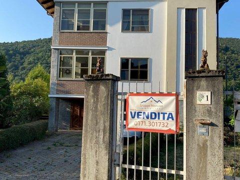 Casa indipendente in Via Moschieres s.n.c, Dronero