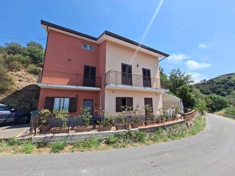 Casa indipendente in Contrada Palombaro, Gioiosa Marea
