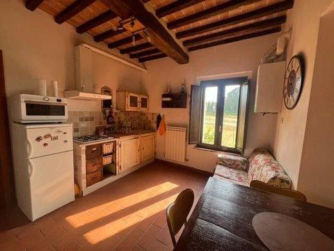 Bilocale in Via Subborgo Garibaldi, Centro, Rapolano Terme