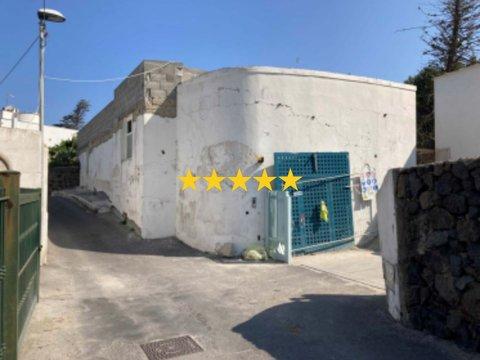 Villa in Corso Angelo Rizzoli, Lacco Ameno