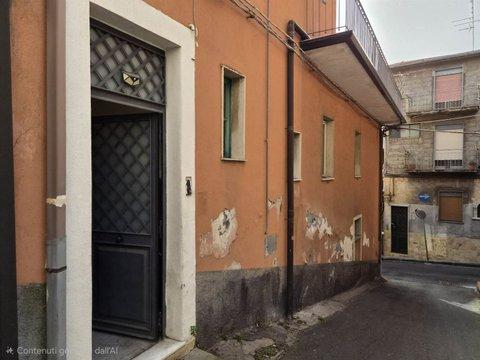 Quadrilocale a Motta Sant'Anastasia