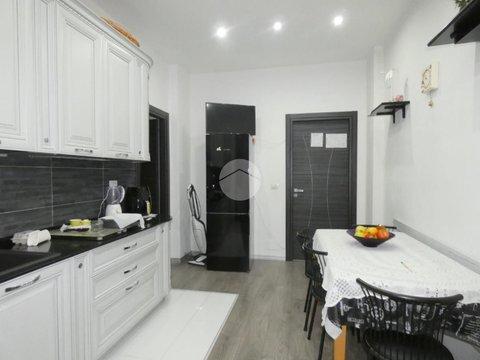 Trilocale in Via Casteldelfino, 3, Madonna di Campagna, Torino