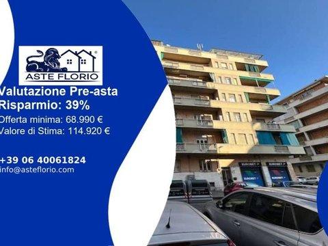 Bilocale in Via Michele Coppino, Borgo Vittoria, Torino