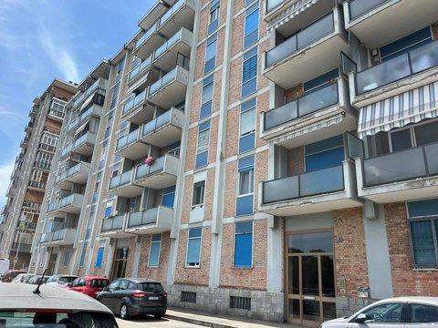 Appartamento in Corso Trieste, 81, Vallere - Mercato - Santa Maria, Moncalieri