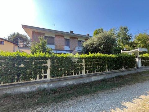 Quadrilocale in Via del Genio, 5, San Francesco al Campo