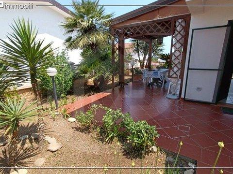 Villetta a schiera in Villaggio Borgo Roseto, 61, Roseto Capo Spulico