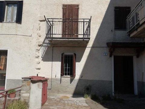 Casa indipendente in Via della Villa s.n.c, Villa Minozzo