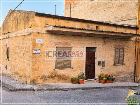 Casa indipendente in Via Lucca, 3, Riesi