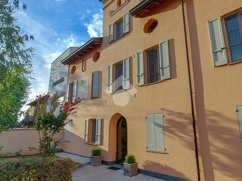 Trilocale in Via Guglielmo Du Tillot, 32, Colorno
