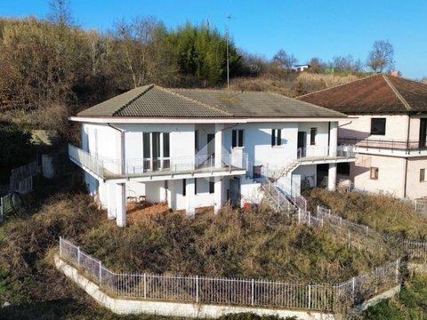 Villa in Via Alba, 67, Pralormo
