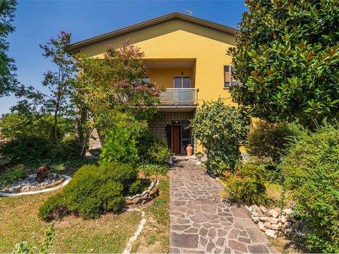 Casa indipendente in Via Cesare Pavese, 19, San Matteo della Decima, San Giovanni in Persiceto