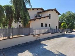 Villa in Via Catalani, Badia Pozzeveri-Le Corti, Altopascio